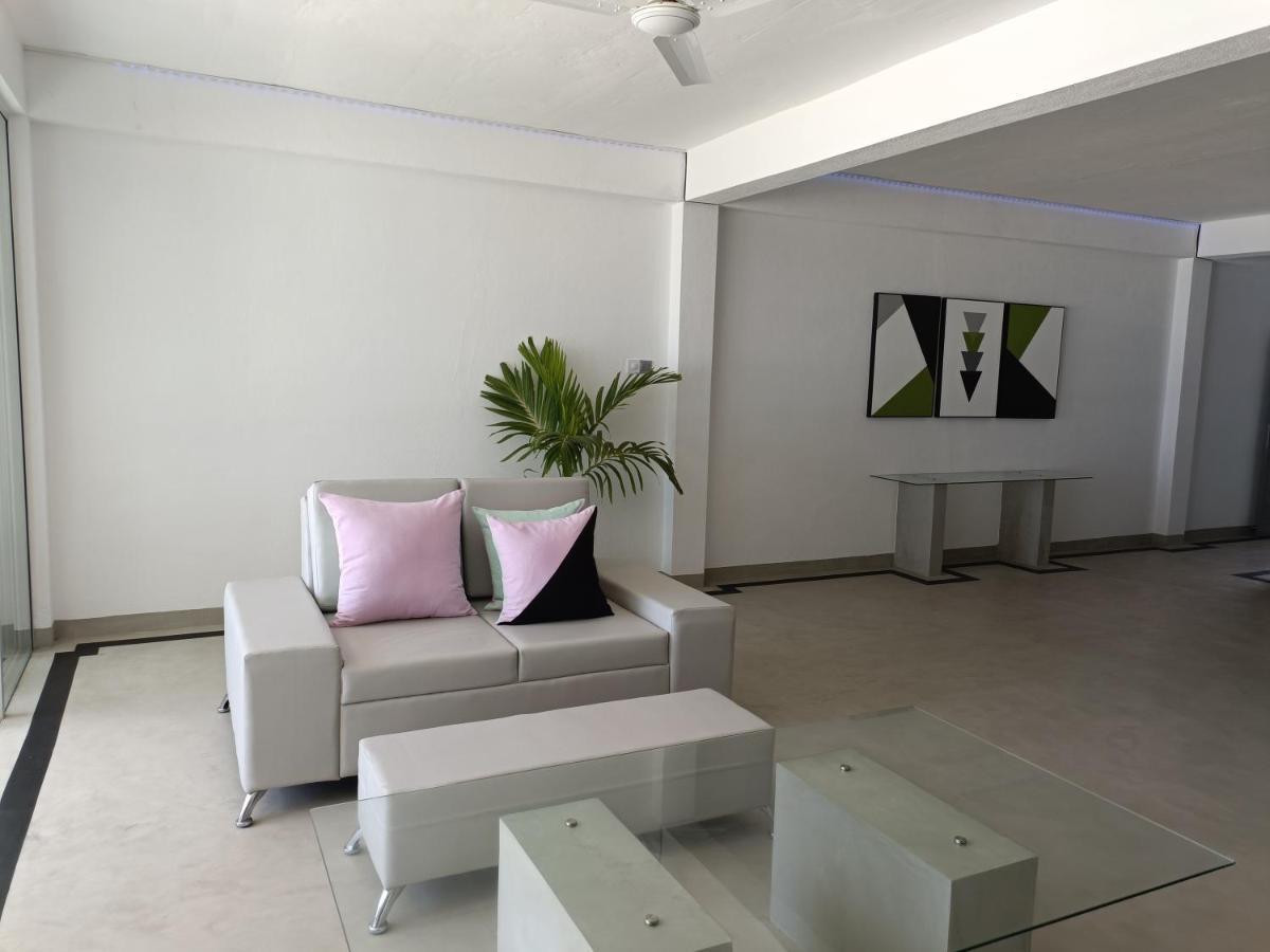 Josan Villa With A Glorious Beach And Sea View Habaraduwa Экстерьер фото