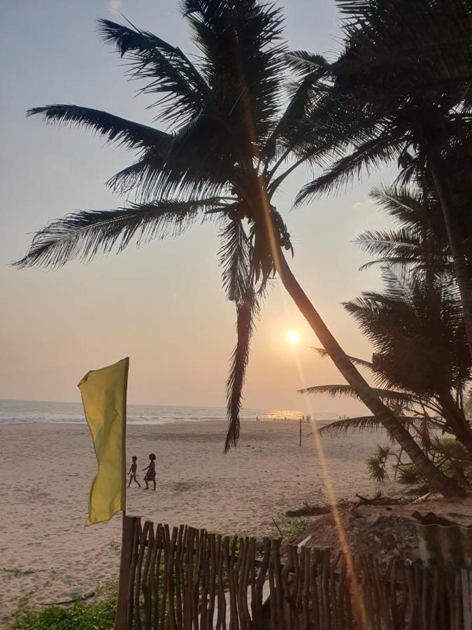 Josan Villa With A Glorious Beach And Sea View Habaraduwa Экстерьер фото