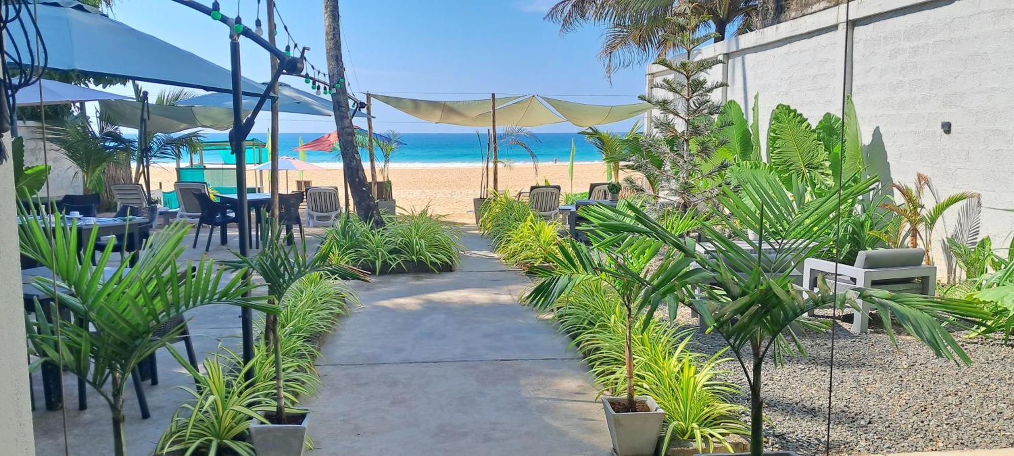 Josan Villa With A Glorious Beach And Sea View Habaraduwa Экстерьер фото